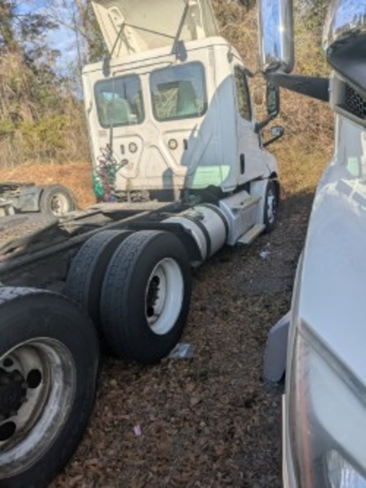 2020 Freightliner Cascadia in Atlanta, GA — photo 6
