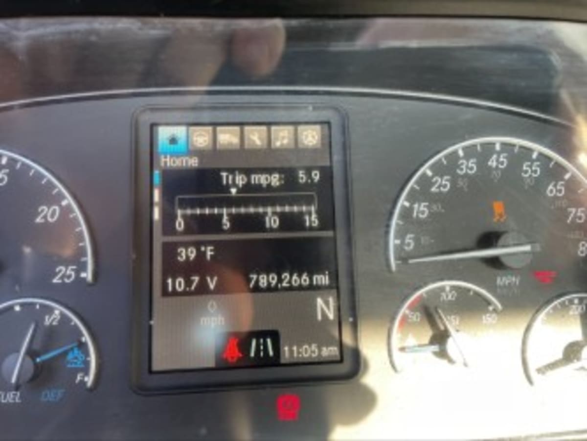 2020 Freightliner Cascadia in Atlanta, GA — photo 8