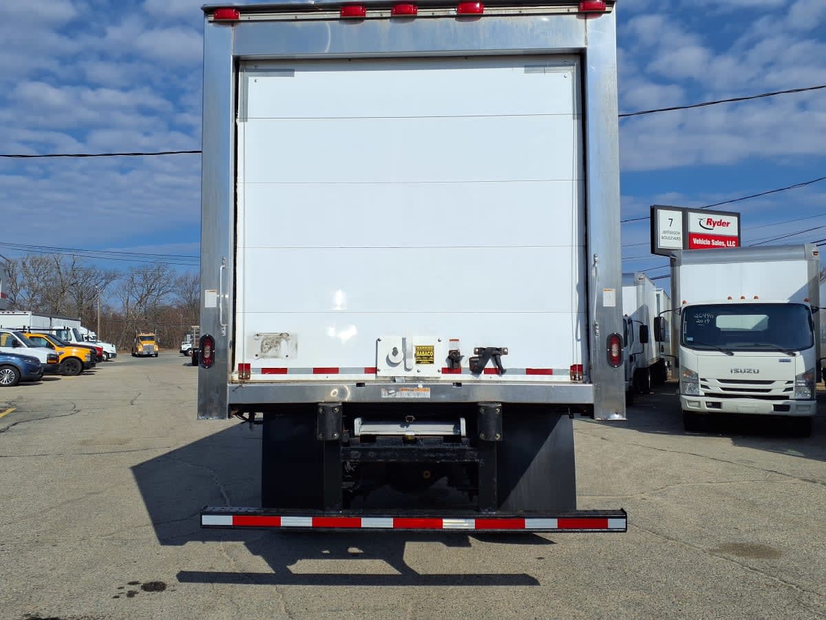 2019 Freightliner M2 106 in Warwick, RI — photo 5