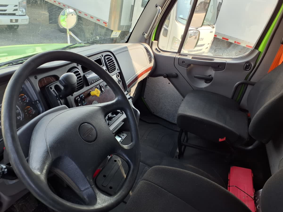 2019 Freightliner M2 106 in Warwick, RI — photo 8