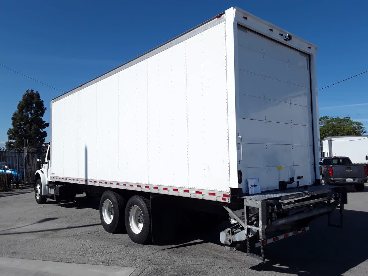 2019 Freightliner M2 106 in Montebello, CA — photo 6