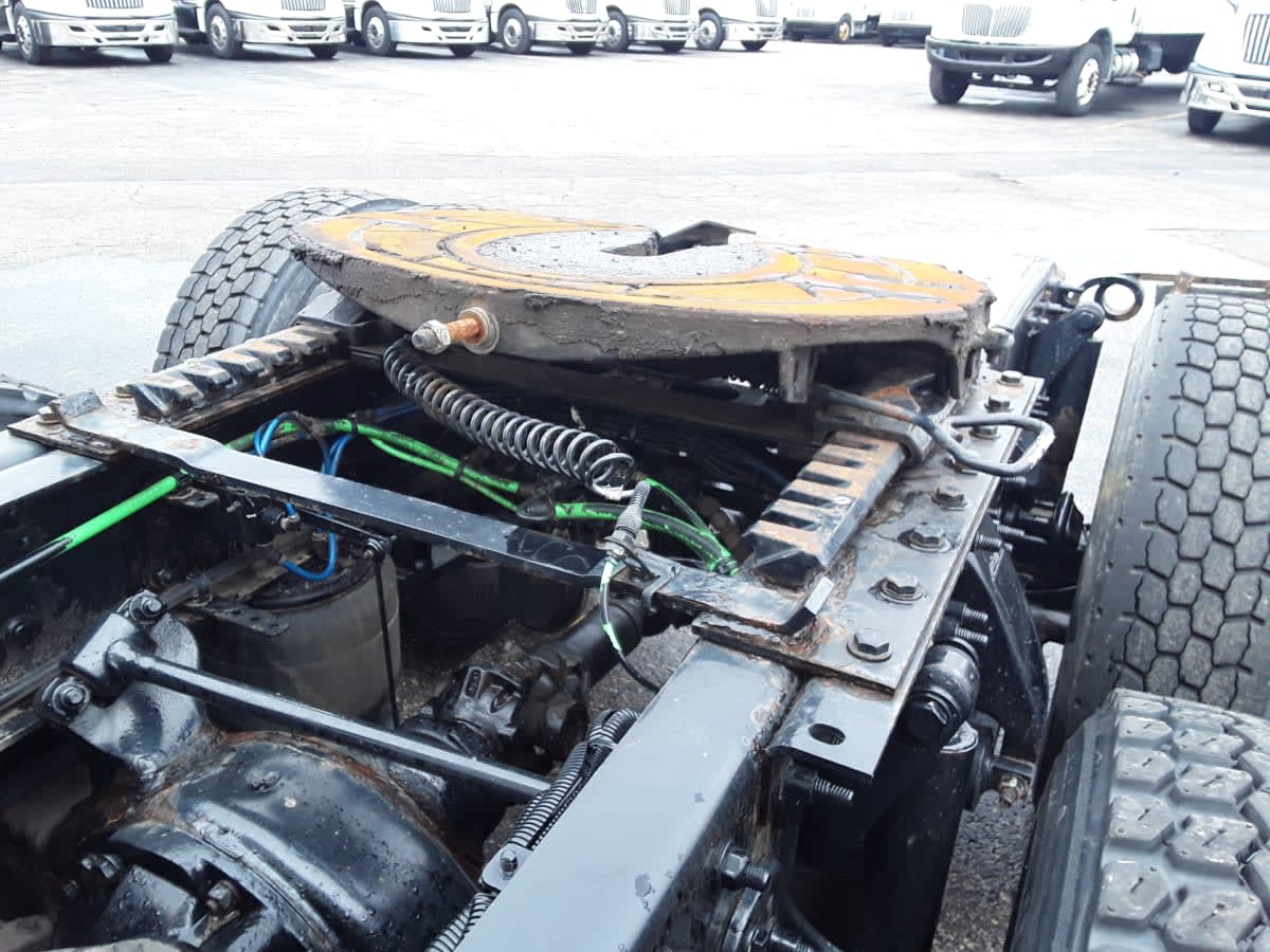 2020 Freightliner Cascadia in Hilliard, OH — photo 15