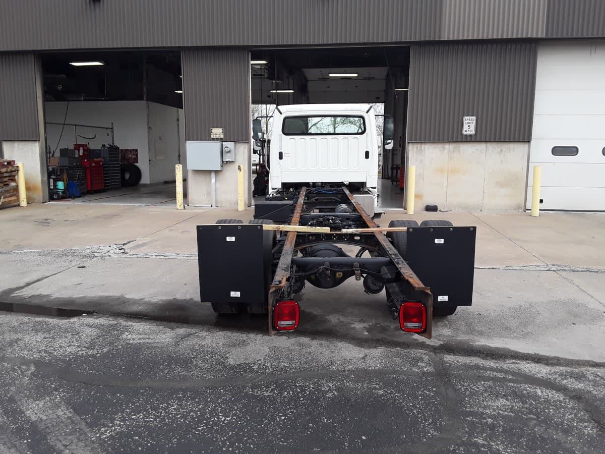 2020 Freightliner M2 106 in Kansas City, MO — photo 5