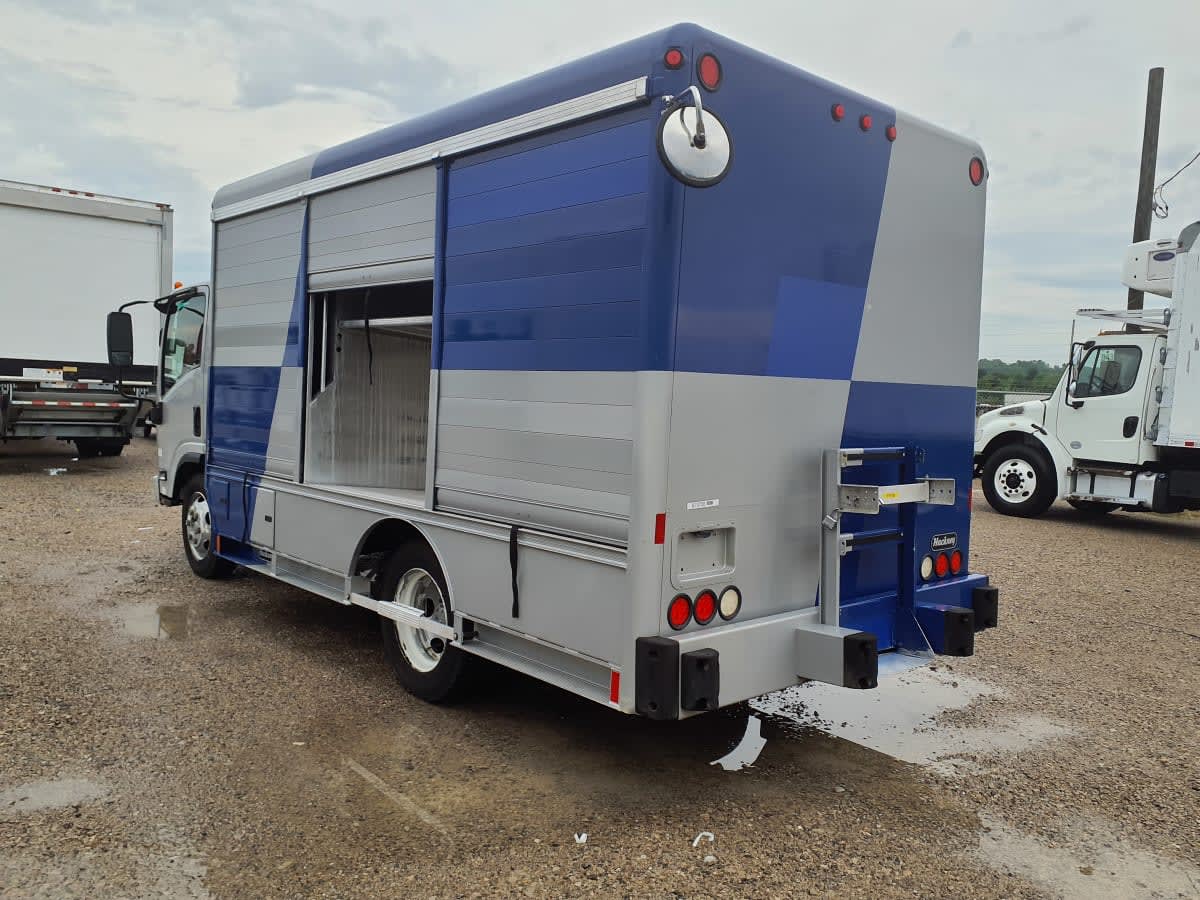 2019 Isuzu NRR in Birmingham, AL — photo 6