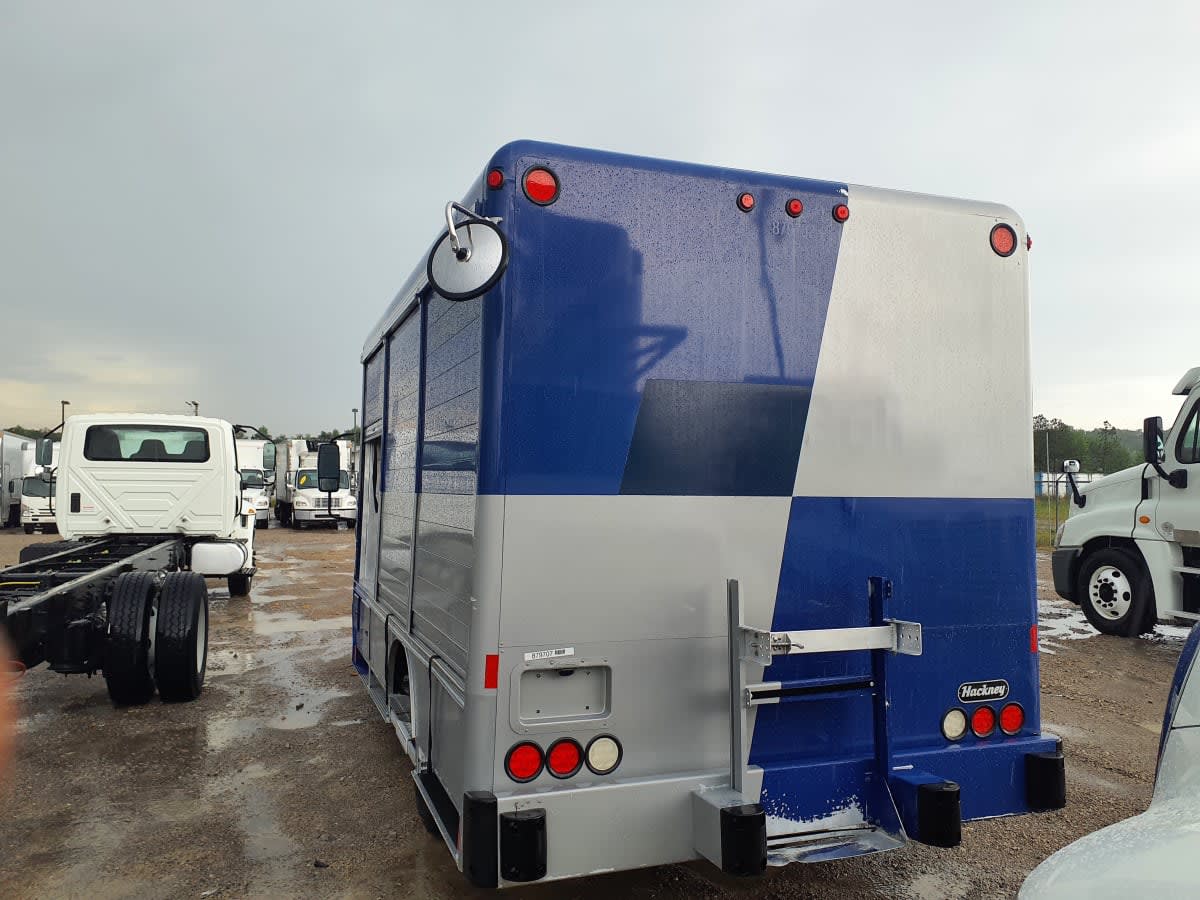 2019 Isuzu NRR in Birmingham, AL — photo 5