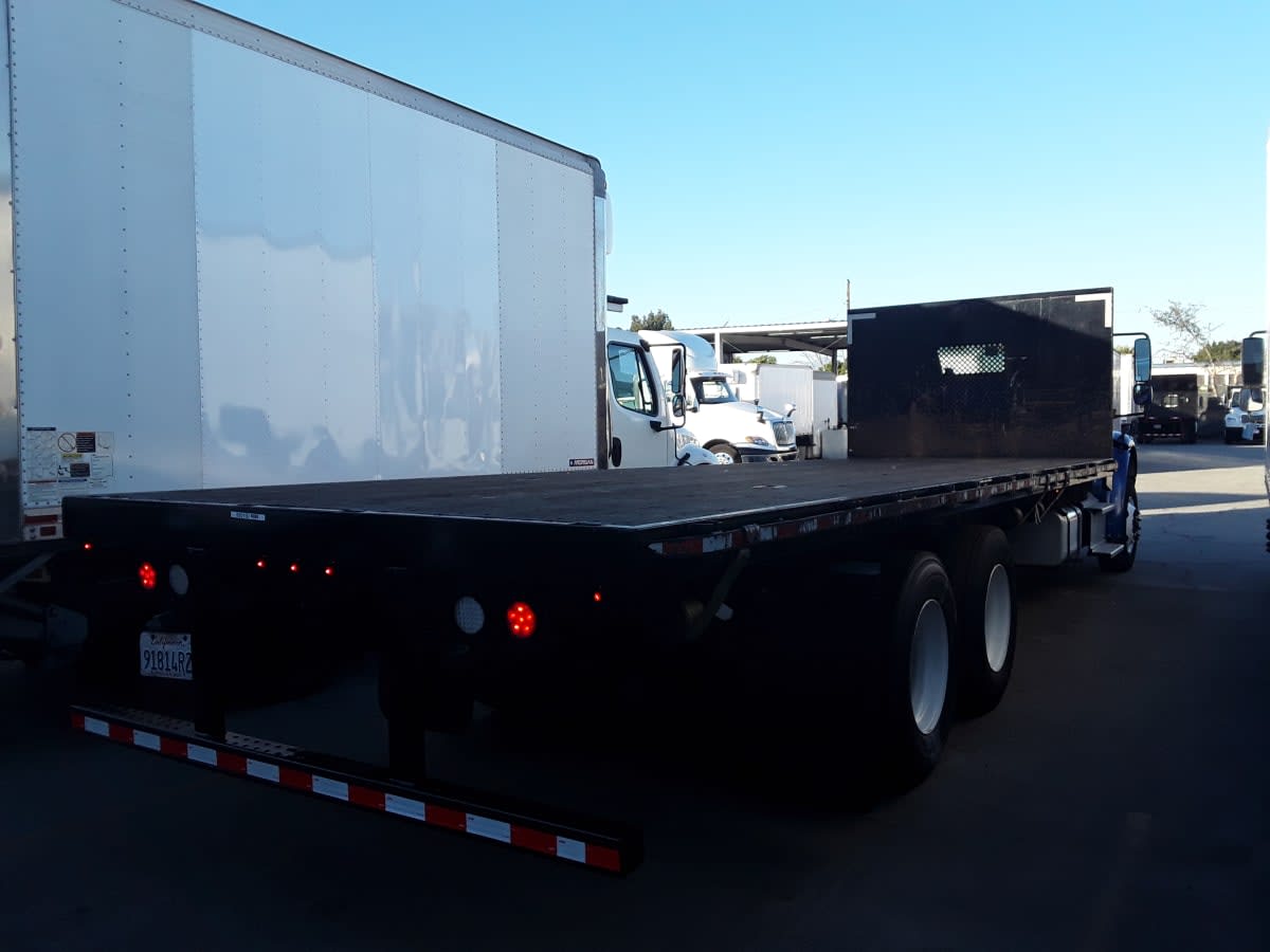 2019 Freightliner M2 106 in Montebello, CA — photo 4
