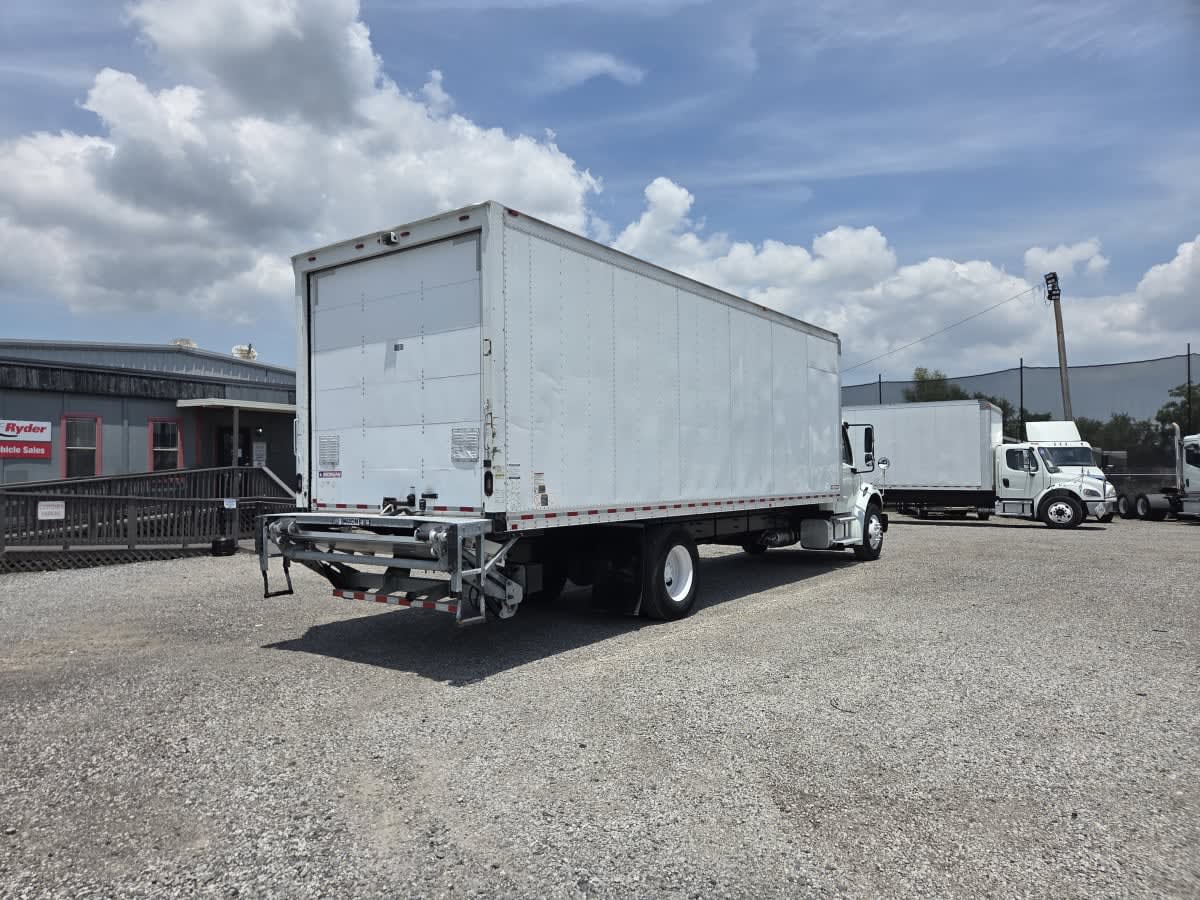 2019 Freightliner M2 106 in St. Rose, LA — photo 4