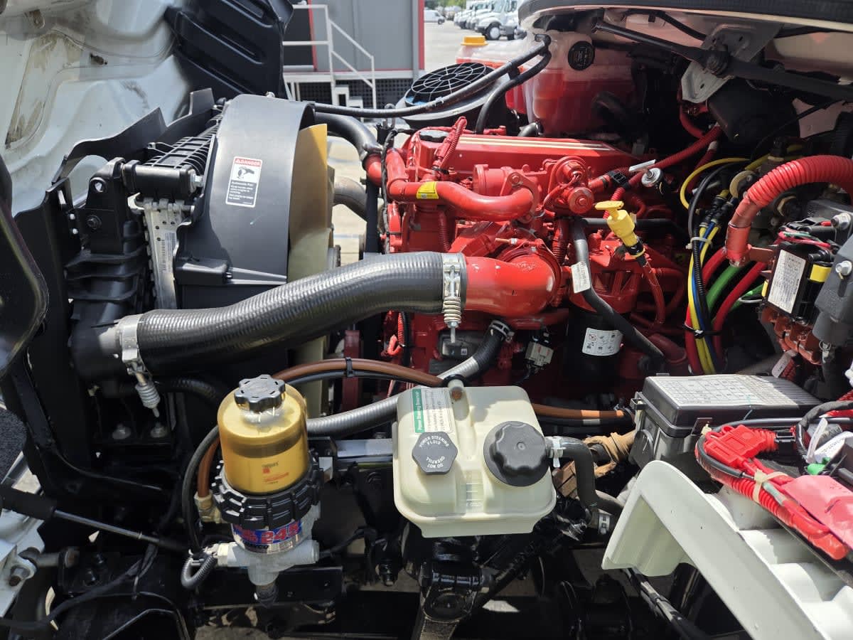 2019 Freightliner M2 106 in St. Rose, LA — photo 9