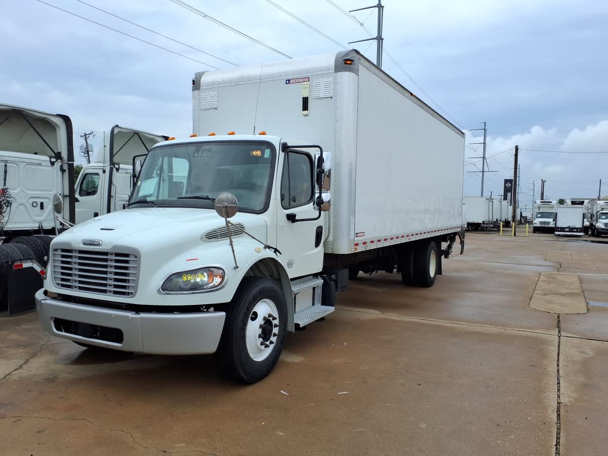 2019 Freightliner M2 106