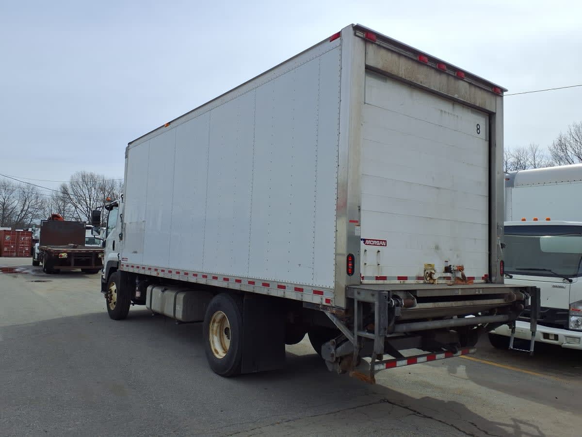 2019 Isuzu FTR in Salisbury, MA — photo 6
