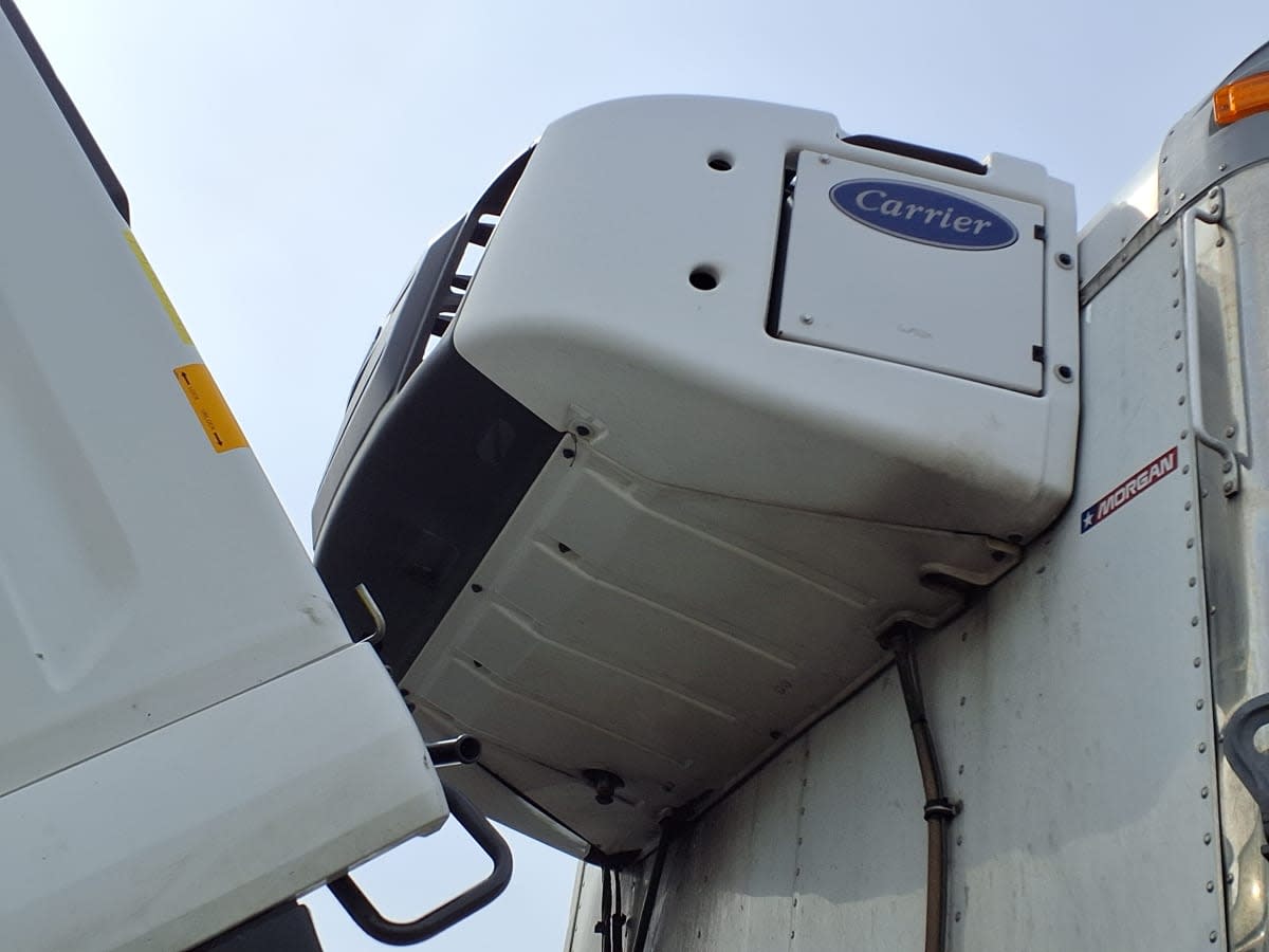 2019 Isuzu FTR in Salisbury, MA — photo 7