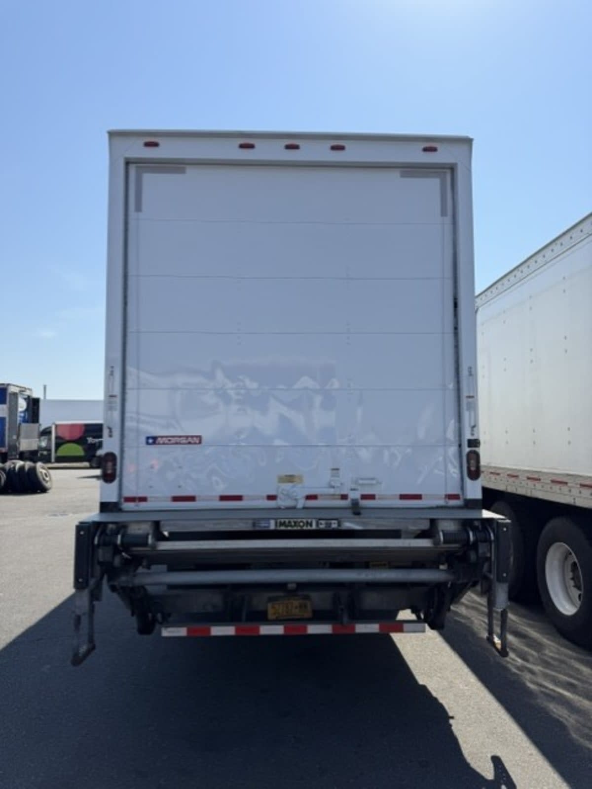 2019 Freightliner M2 106 in Farmingdale, NY — photo 5