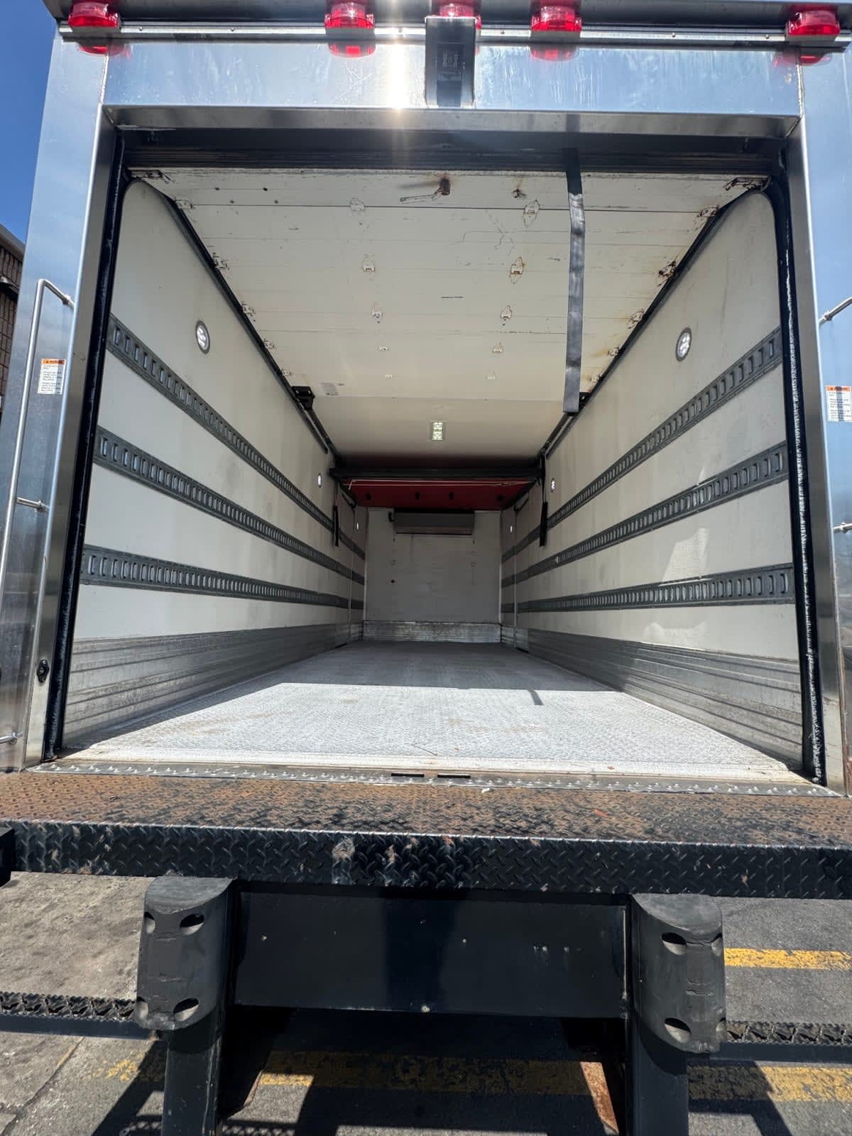 2019 Freightliner M2 106 in Kearny, NJ — photo 9