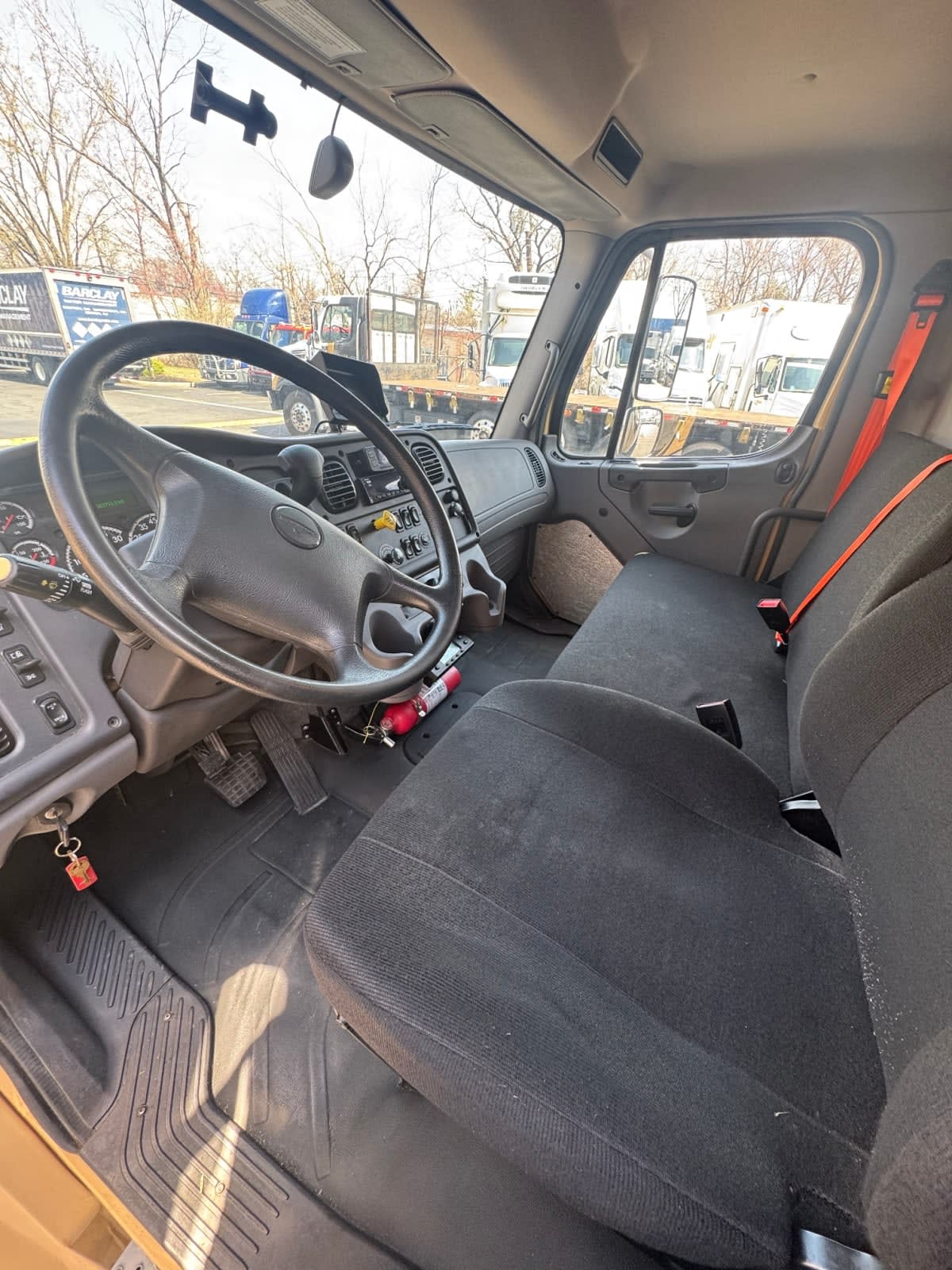 2019 Freightliner M2 106 in Kearny, NJ — photo 8