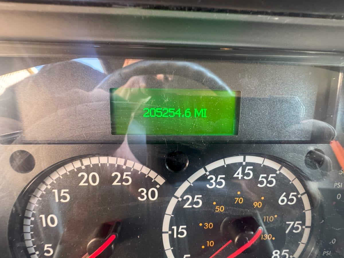 2019 Freightliner M2 106 in Newark, NJ — photo 11
