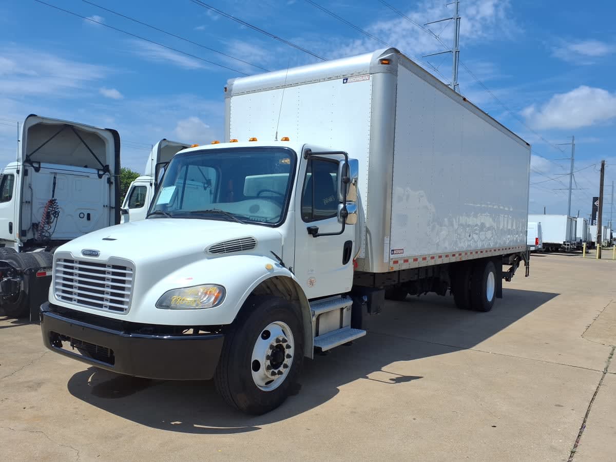2019 Freightliner M2 106