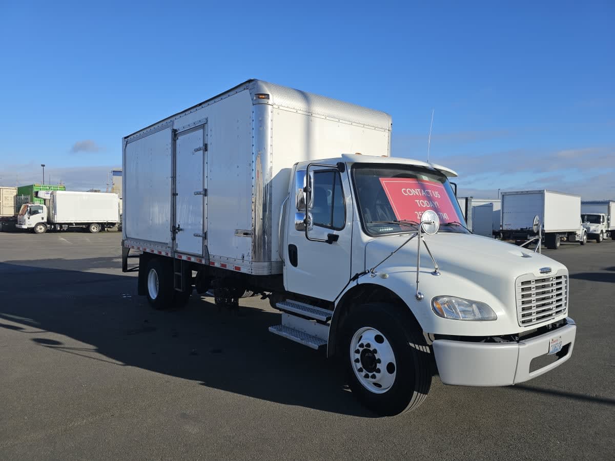 2019 Freightliner M2 106 in Tacoma, WA — photo 3