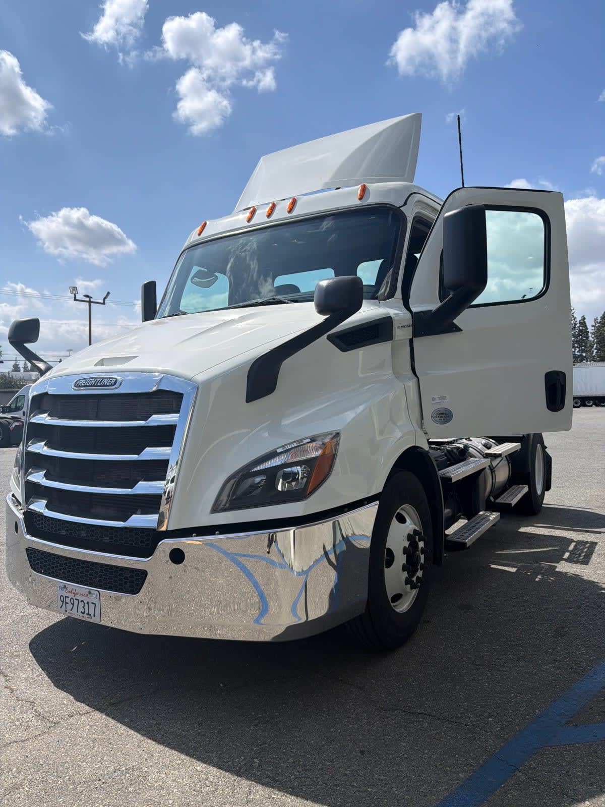 2020 Freightliner Cascadia