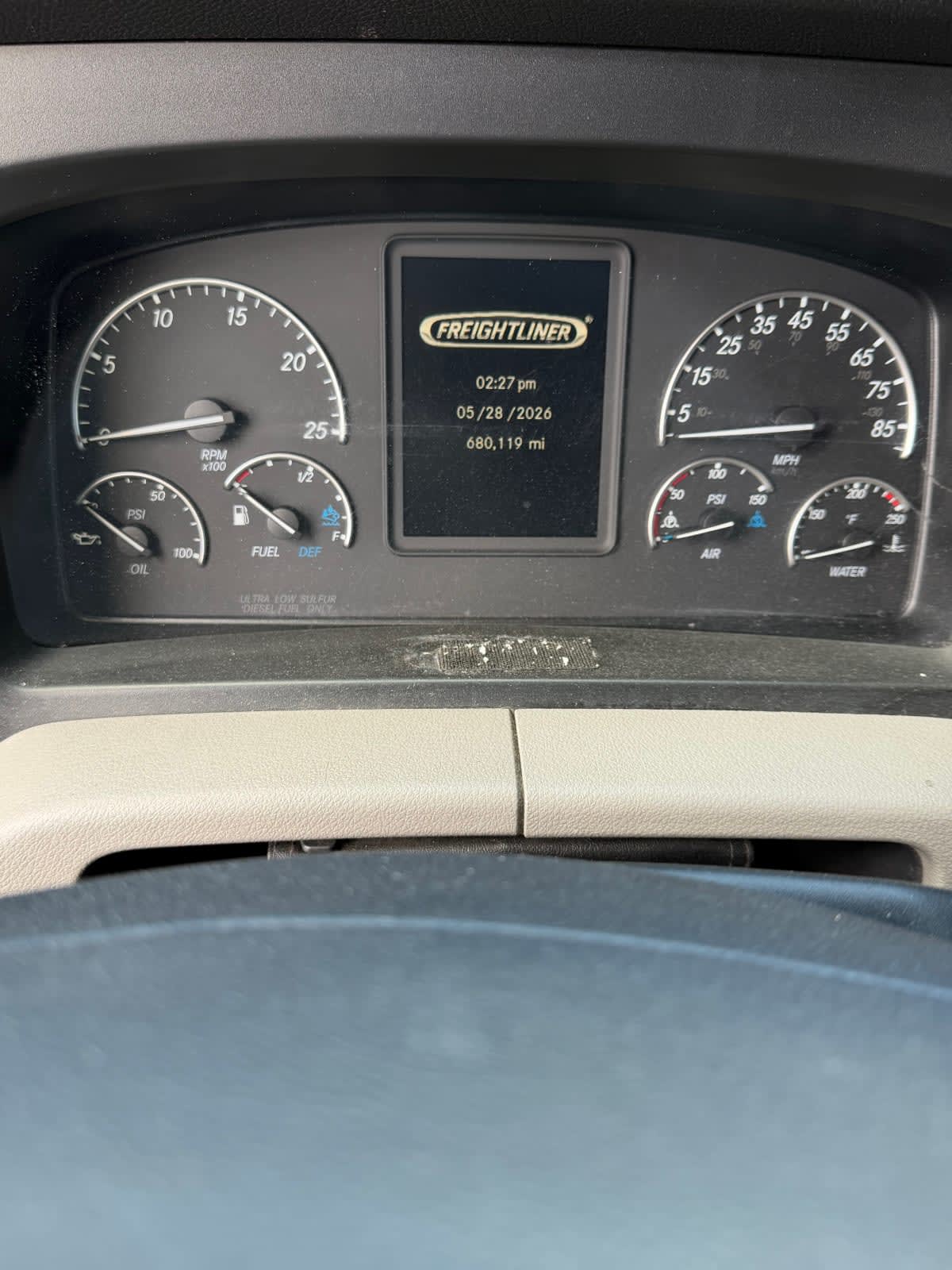 2020 Freightliner Cascadia in Fontana, CA — photo 10