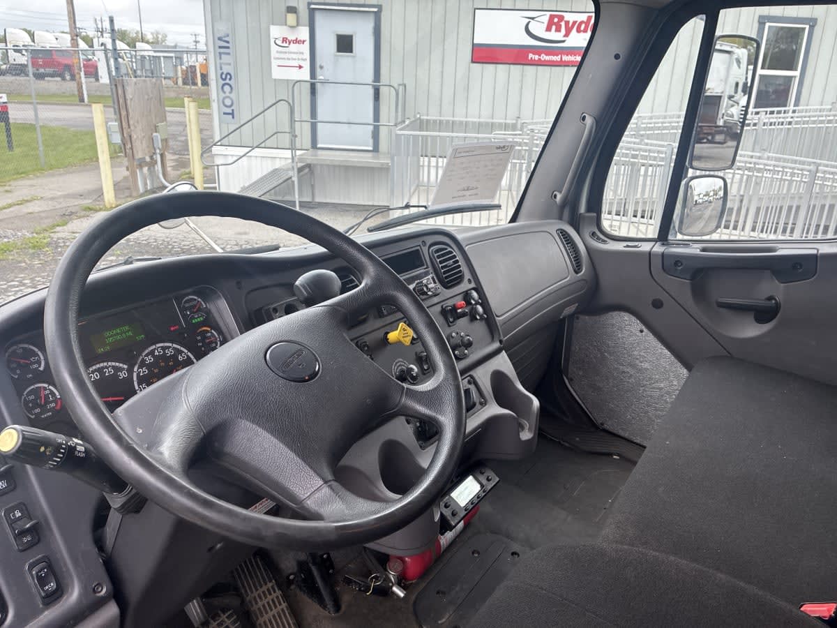 2019 Freightliner M2 106 in Syracuse, NY — photo 8