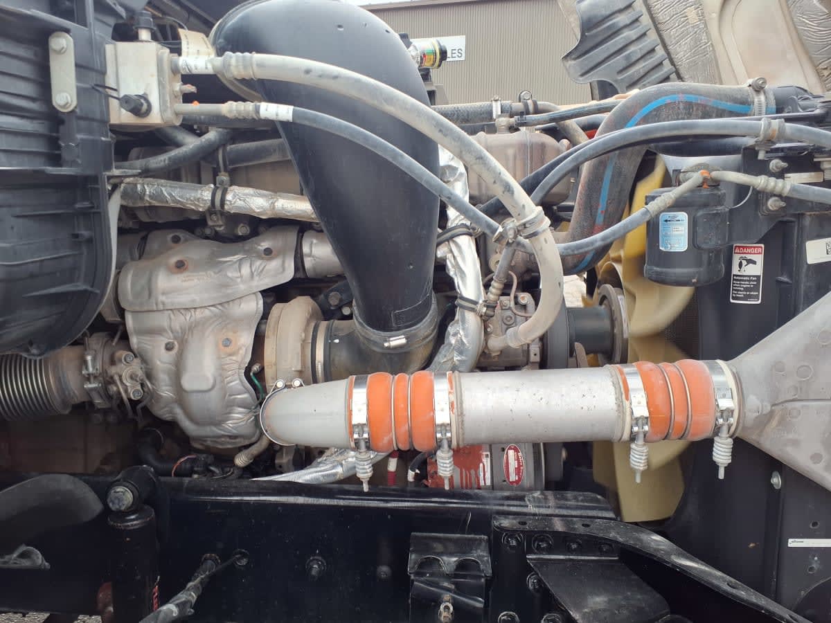2020 Freightliner Cascadia in Fort Worth, TX — photo 10