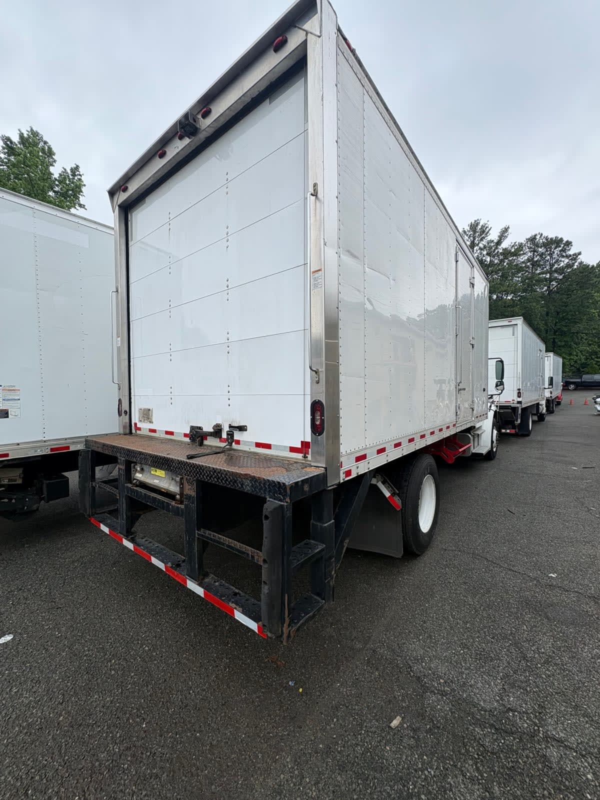 2020 Freightliner M2 106 in Ashland, VA — photo 4