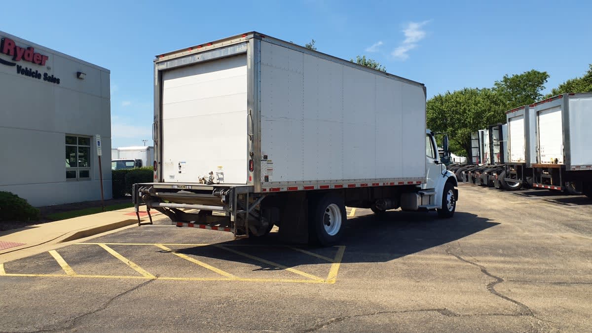 2019 Freightliner M2 106 in Bolingbrook, IL — photo 4