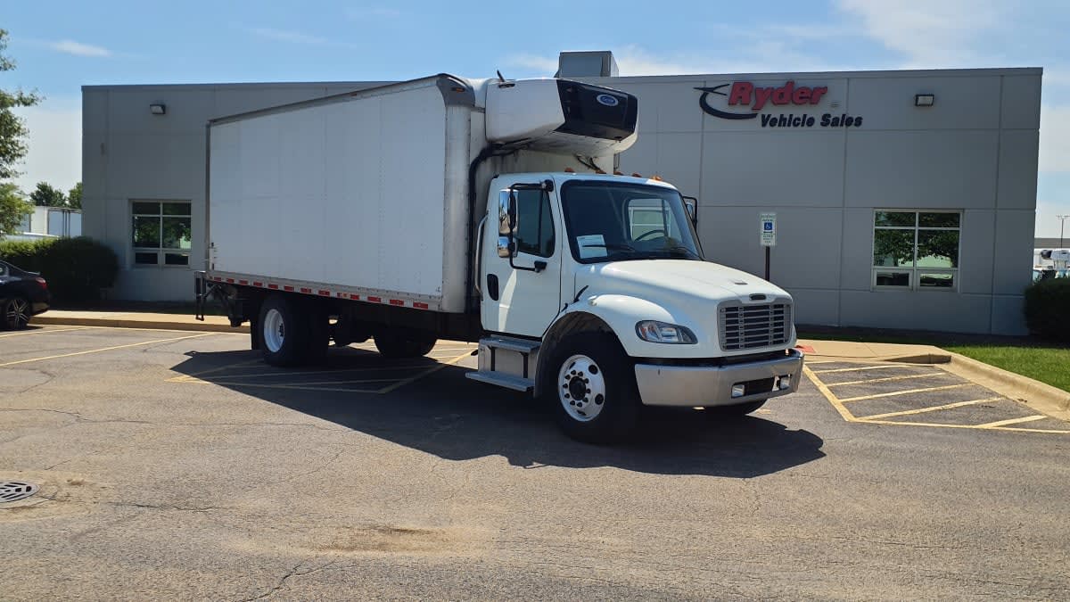 2019 Freightliner M2 106 in Bolingbrook, IL — photo 3