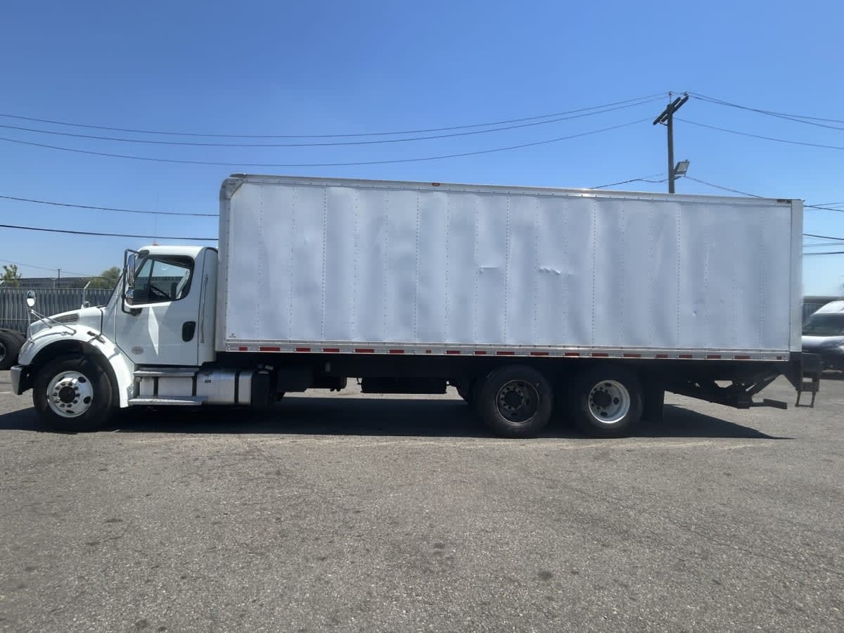 2019 Freightliner M2 106 in Newark, NJ — photo 11