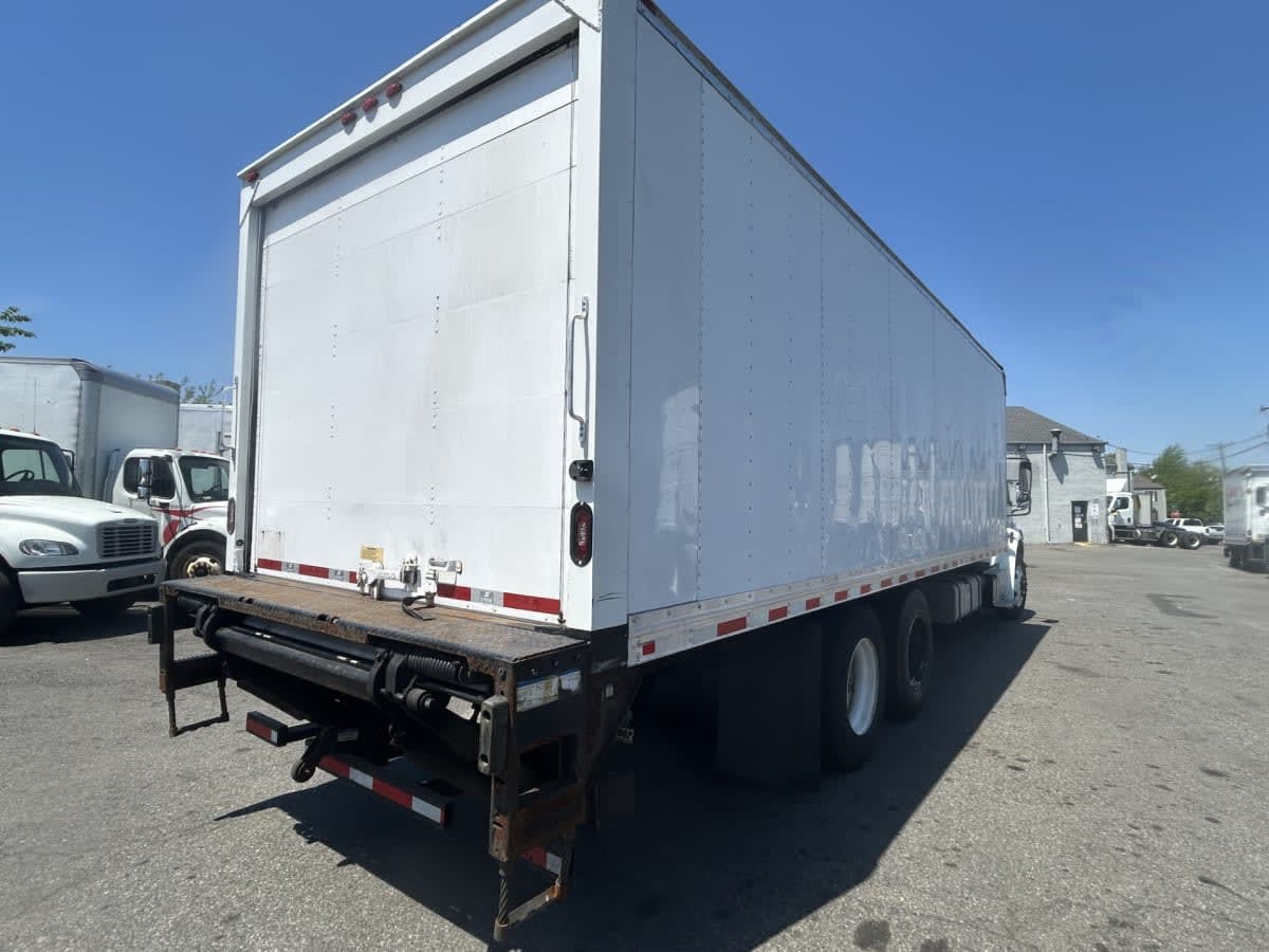 2019 Freightliner M2 106 in Newark, NJ — photo 6
