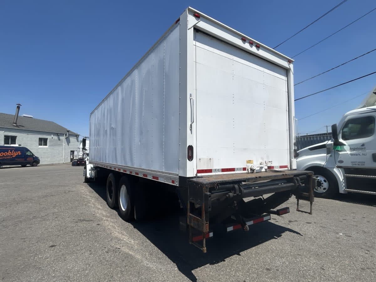 2019 Freightliner M2 106 in Newark, NJ — photo 4