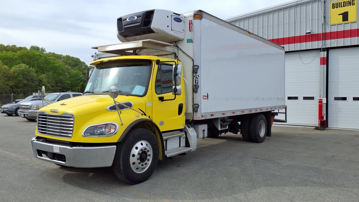 2019 Freightliner M2 106