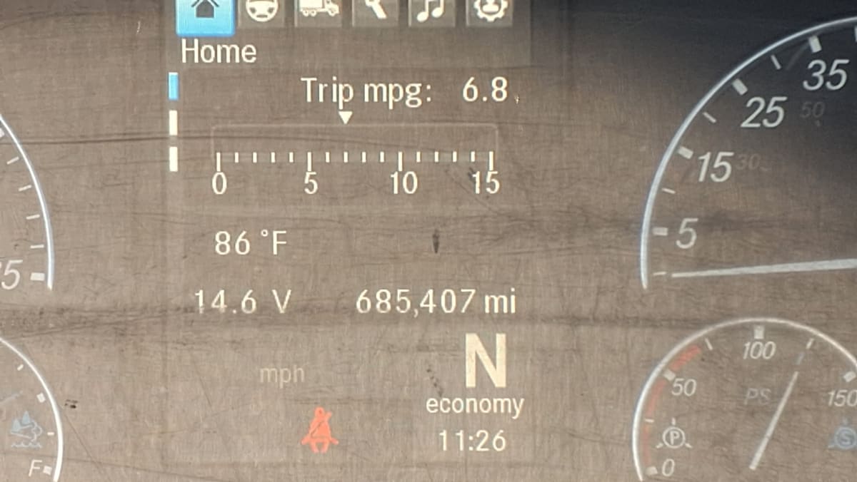 2020 Freightliner Cascadia in Salisbury, MA — photo 9