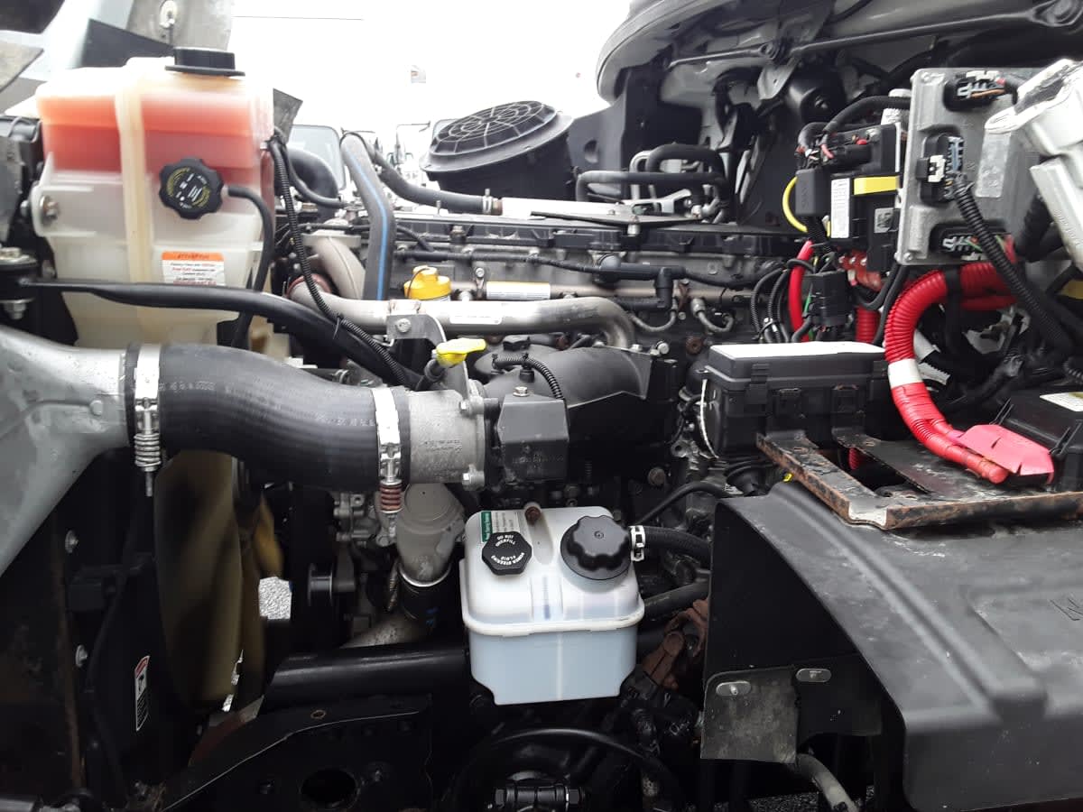 2019 Freightliner 114SD in Allentown, PA — photo 9