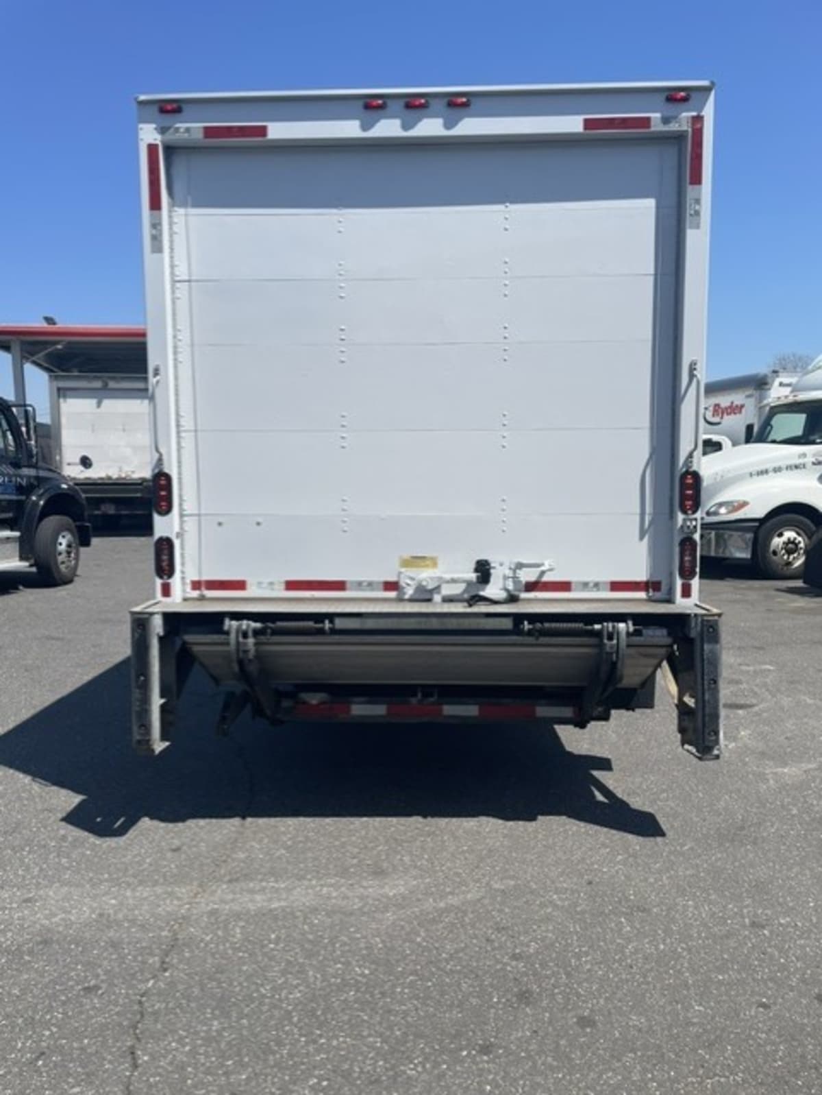 2019 Hino in Farmingdale, NY — photo 5