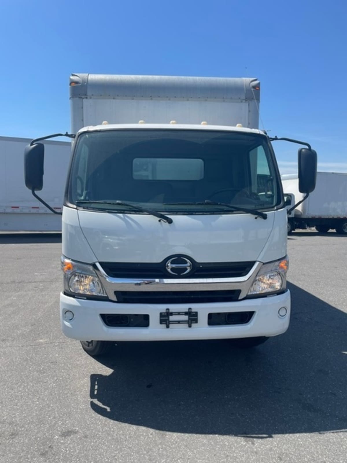 2019 Hino in Farmingdale, NY — photo 2