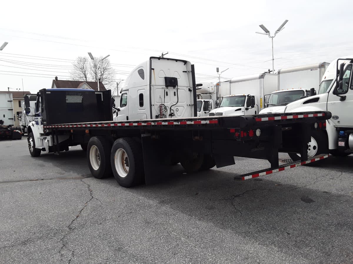 2020 Freightliner M2 106 in Allentown, PA — photo 6