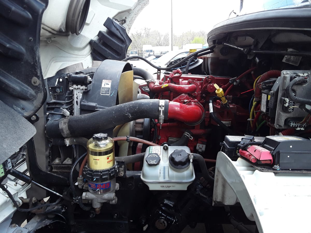 2020 Freightliner M2 106 in Kansas City, MO — photo 9
