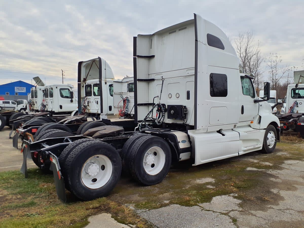 2019 International LT in Indianapolis, IN — photo 4