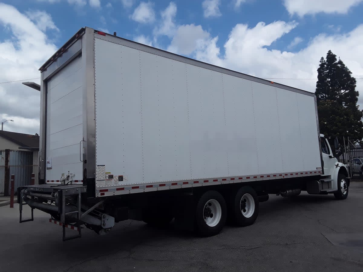 2020 Freightliner M2 106 in Montebello, CA — photo 4