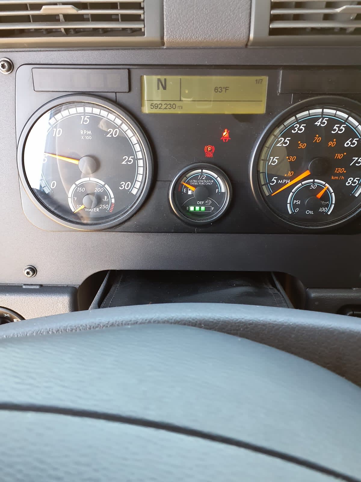2020 Freightliner Cascadia in Indianapolis, IN — photo 10