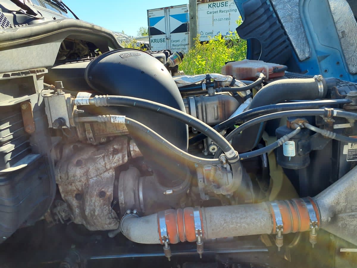 2020 Freightliner Cascadia in Indianapolis, IN — photo 9