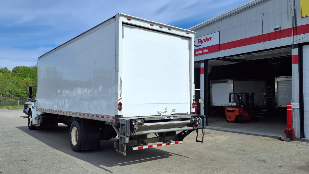 2020 Freightliner M2 106 in Salisbury, MA — photo 6