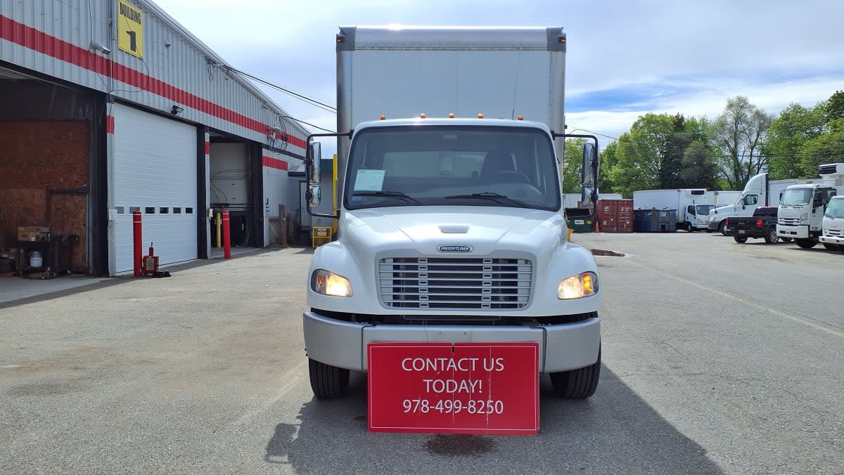 2020 Freightliner M2 106 in Salisbury, MA — photo 2