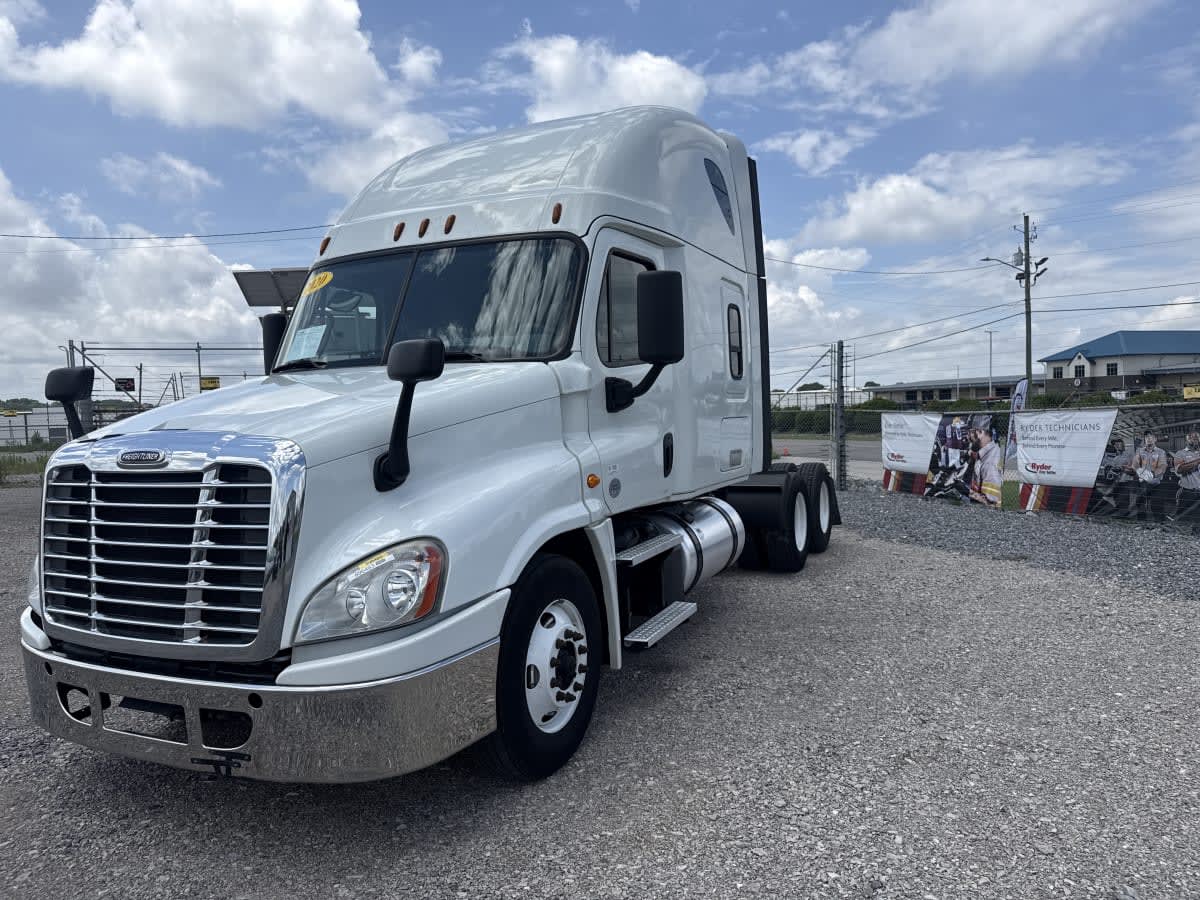 2020 Freightliner Cascadia