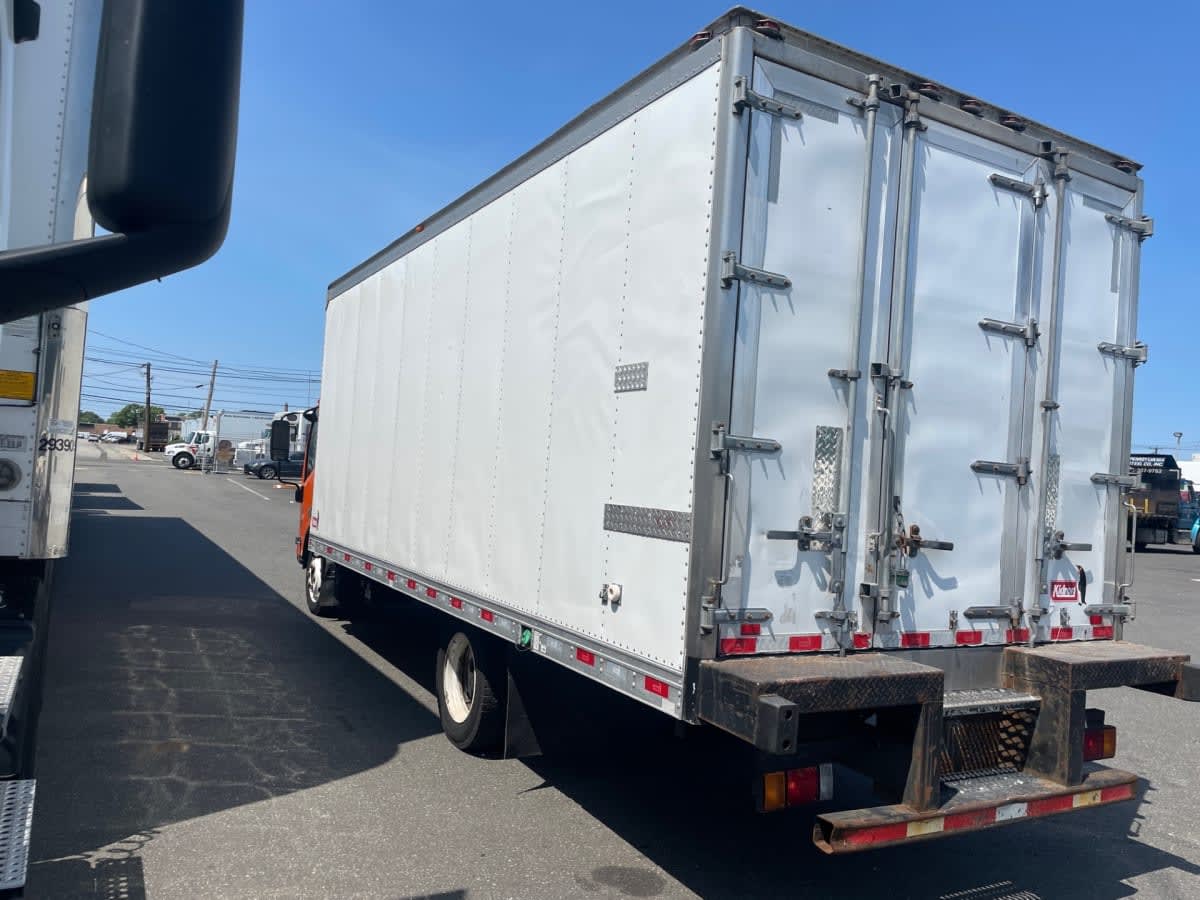 2019 Isuzu NQR in Farmingdale, NY — photo 6