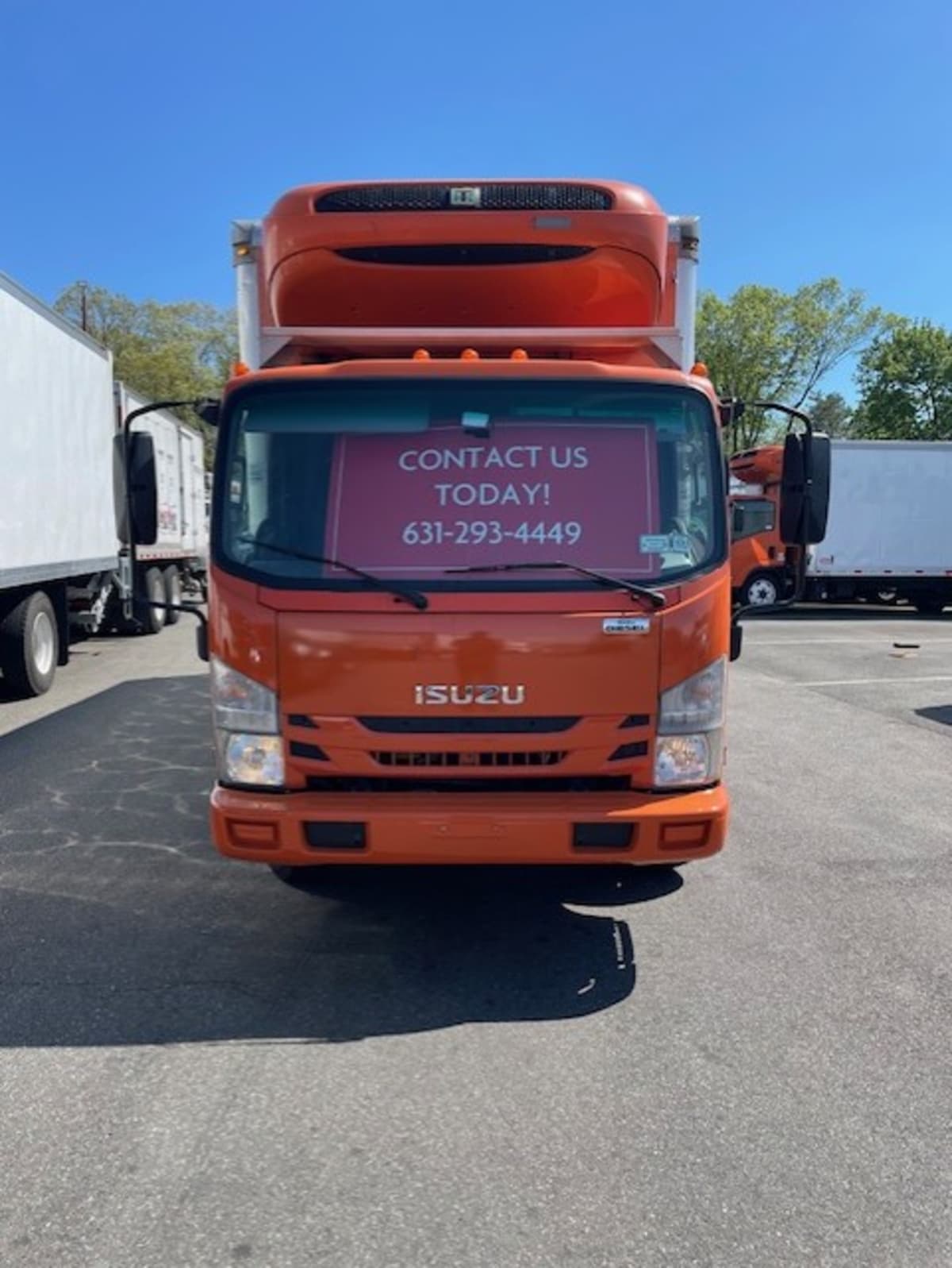 2019 Isuzu NQR in Farmingdale, NY — photo 2