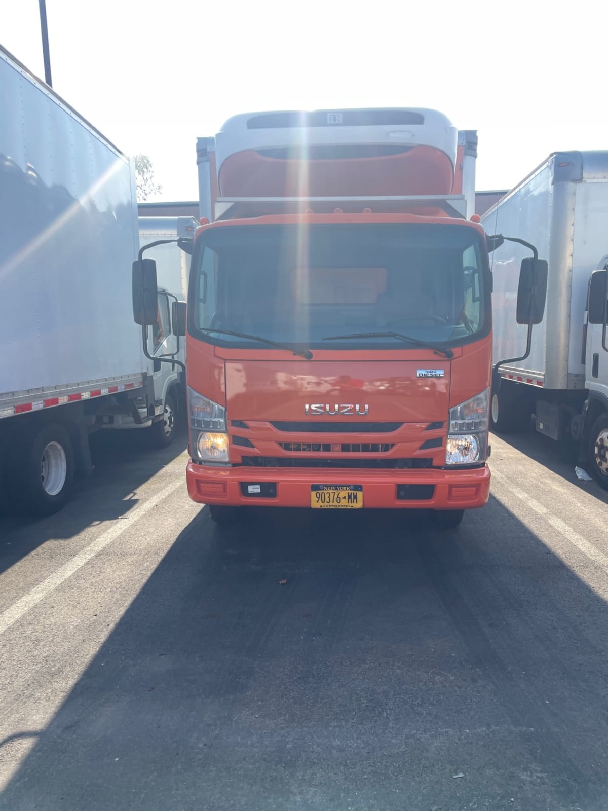 2019 Isuzu NQR in Farmingdale, NY — photo 2