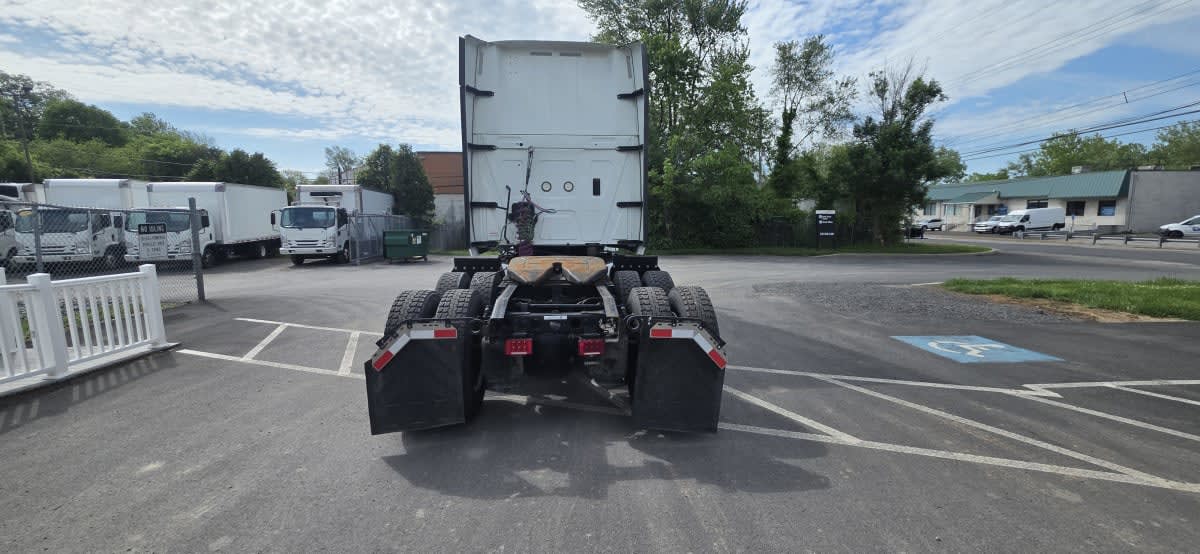 2020 International LT in Bensalem, PA — photo 5