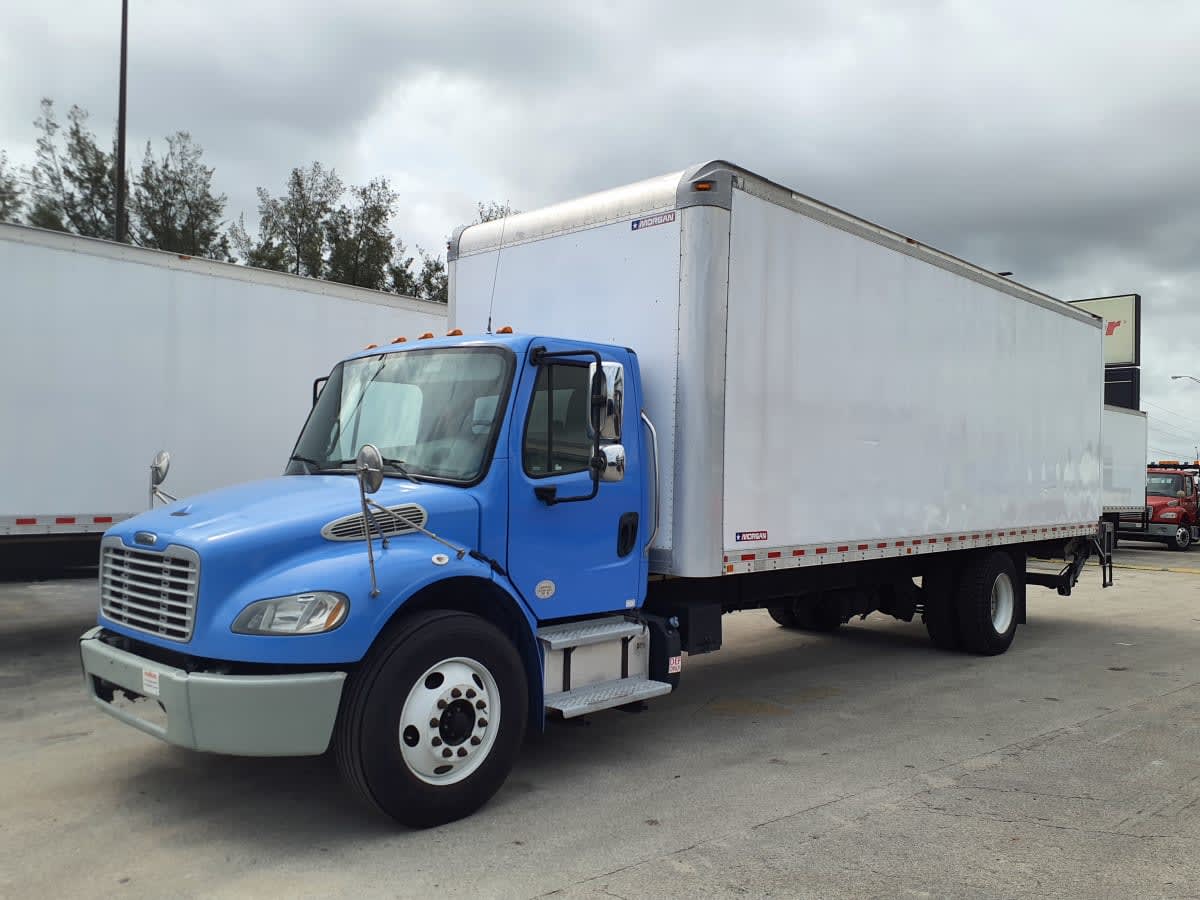 2020 Freightliner M2 106